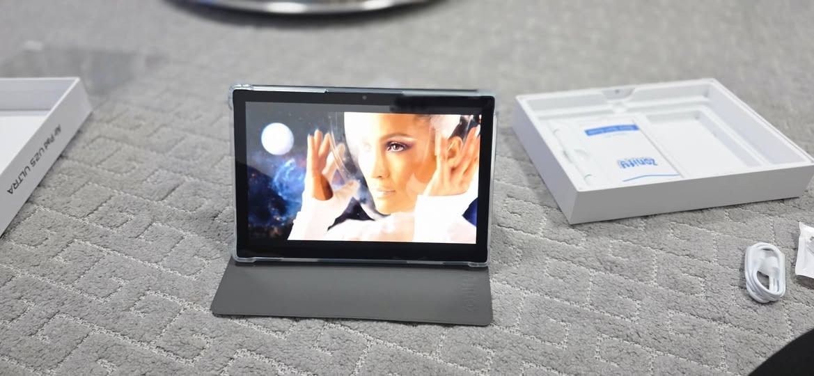 تاب الترا ٢٥ ذاكرة واحد تيرابايت رام ١٦ كيكا دبل سيم كارد جديد ما مستعمل مع ملحقات كيبود وسماعات بلوتوث مع كفر دفتري مع اللصقة
السعر ١٥٠ الف
للاستفسار 
***********
***********
