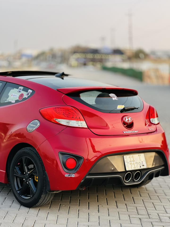 هونداي فولستر 2016 

1600تيربو 
فول مواصفات 
بيها 4 قطع صبغ ابيع حزام بدون دواخل ليبل واحد 
كاملة السيارة من كلشي
كير DCT دبل كلج
حساسات امامي خلفي 
شاشة جبيرة 
بصمة 
فتحة بنوراما
كشنات جلد تدفئة 
بك لايت لد
لد نهاري امامي 
تحكمات ستيرن 
3انضمة قيادة ايكو وسبورت وكير عادي واتو

السيارة كاملة مابيهة أيـي نقص تخم تاير صدر امامي خلفي باتري جديد
عندي بس البنوراما بيهة مشكلة ومسويتهة متفتح
السعر 91$ وبيهة مجال 
عنواني بغداد حي الجهاد الشهداء
***********
