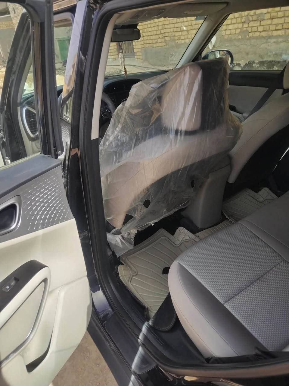 كيا صول للبيع موديل2023
ماشية 37 كم 
اسود اللون
حادثها بنيد فقط
رقم بغداد 
مكان السيارة واسط / الكوت
السعر 145 وبيها مجال بسيط 

***********
*********** دهل اوران, واسط
