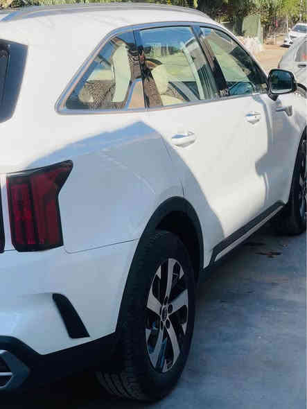 سورنتو 2023 خليجي وكالة نيم
ماشية 30 الف فقط جديده جداً بيهه فقط رصعات 3 مأشر بالصور مكفوله من كلشي
مواصفات بانوراما بصمة 4 سلندر 2500 تنفس طبيعي كشن كهرباء تحكمات شاشه سايد بريك كهرباء وبقية المواصفات 
رقم اربيل بأسمنه ماخذيهه زيرو ع ايد وحده
السعر 265 بيهه مجال بسيط
*********** بغداد
