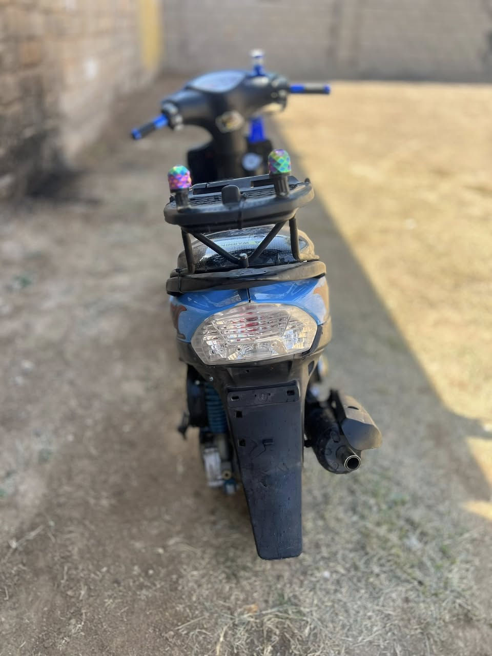 السلام عليكم ماكس عدله للبيع دراجه مكفوله من كلشي دراجه نشطه وسريعه ورياضيه بوشه 55 تجي تفحص بعينك و تشوف نضافه ول نشاطه مالته السعر 550 الف وبي مجال متوازي على البيع رقم تلفوني 0786 485 8311‬ بي وتساب مكاني الرمادي حصيبه الشرقيه
