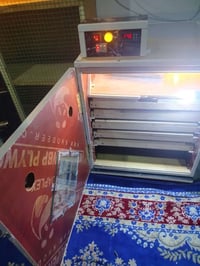 فقّاسة بيض • ٥٥٠ بيضة • حاضنة أفراخ