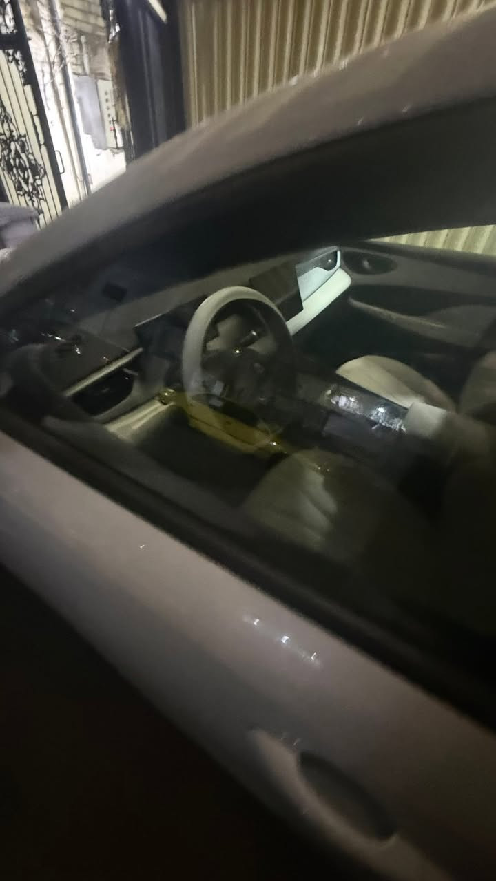 سلام عليكم
السلام عليكم للبيع BYD
سيل 2025 5 رقم بغداد
 مكفوله كفاله عامه يعني زيرو
وياها بصمه وكارت
العنوان بغداد
***********
