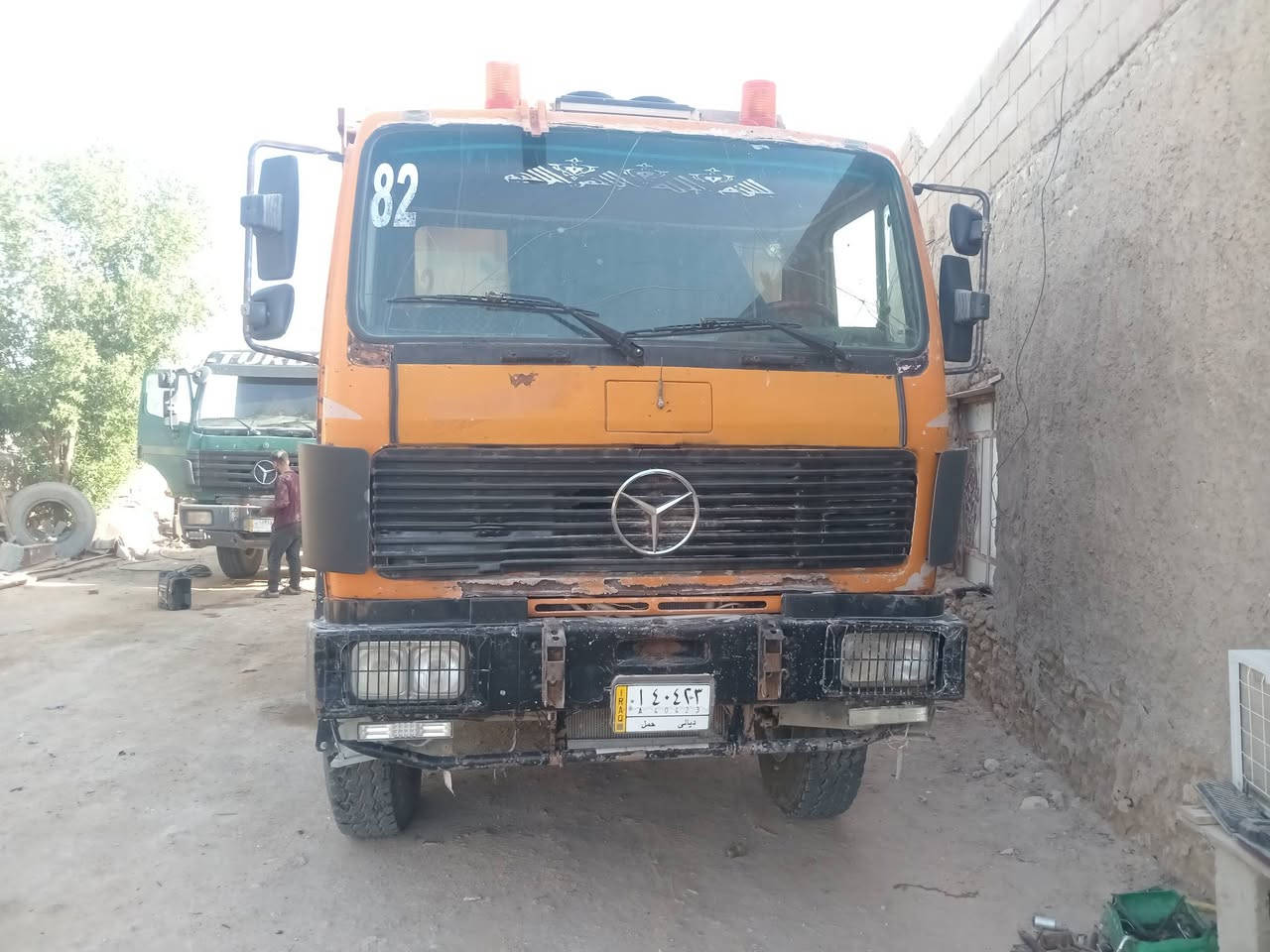 للبيع  البي قلاب شاصي  مكفول محرك 28 عل سحك مجموعه جيف رباط عدل قماره نضيفه تبريد شغال تخم تاير بدي هوزر كير 130داير 14 الاستفسار ***********
