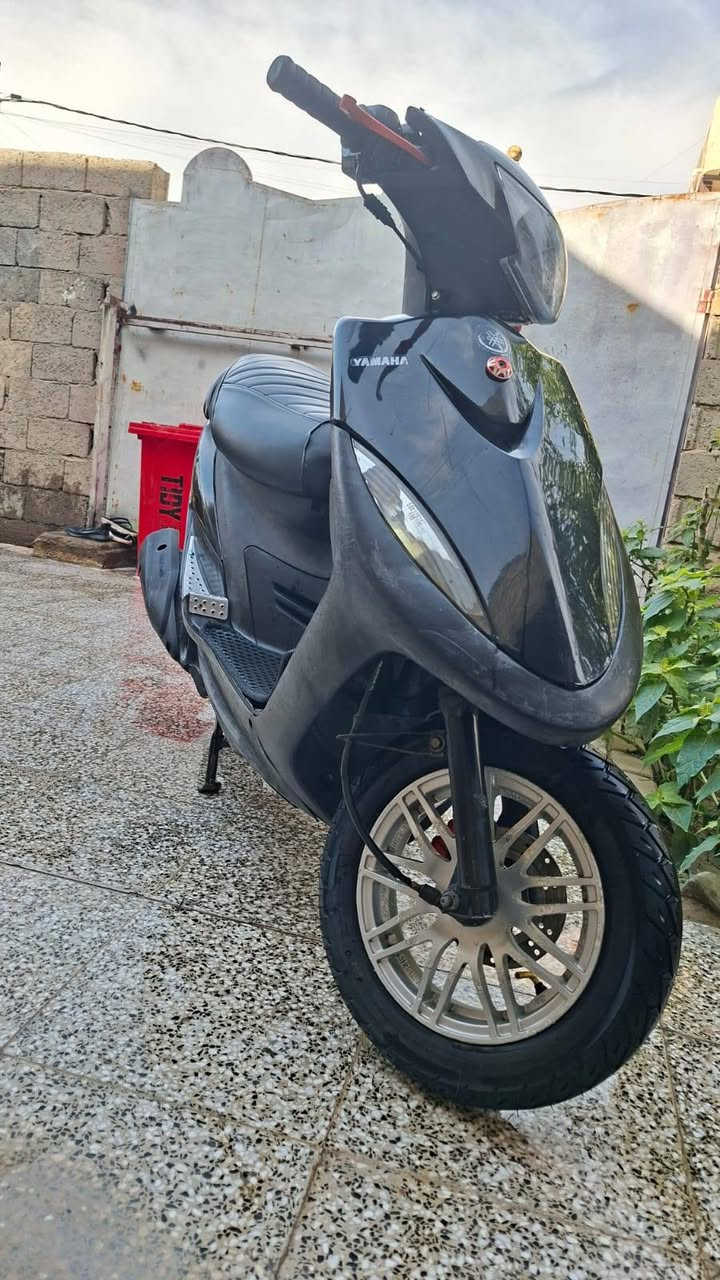 سلام عليكم دراجه مكفوله ختم واحد مكان نعمانيه ***********
