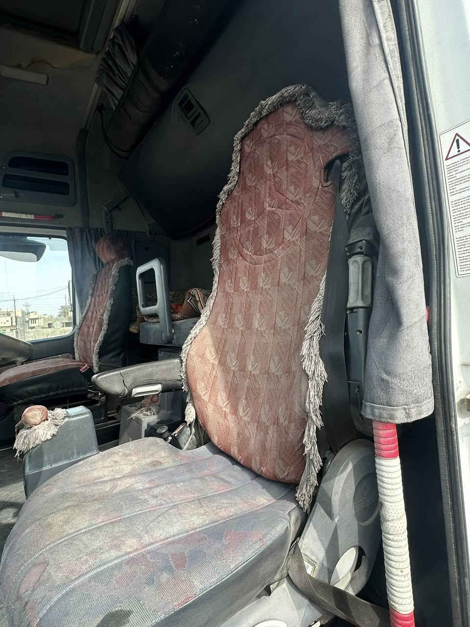 سلام عليكم اكتروس لل بيع موديل 2001 فول مواصفات سيارة كفالة الشاصي كفالة الكير محرك كفالة رقم بغداد باسمي السيارة ما مشتغلة ب عراق عليها عربانة 4 محاور مربوطة وكاملة الرأس تخم تاير ابد ما مشتغل بيه العربانة تايراتها نص عمر السيارة جدييدة وخير من الله رقم بغداد 3 لوحات و تحويل مباشر 
لل اتصال 
***********
