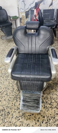 كرسي مال حلاقه البيع رقم 07515265259