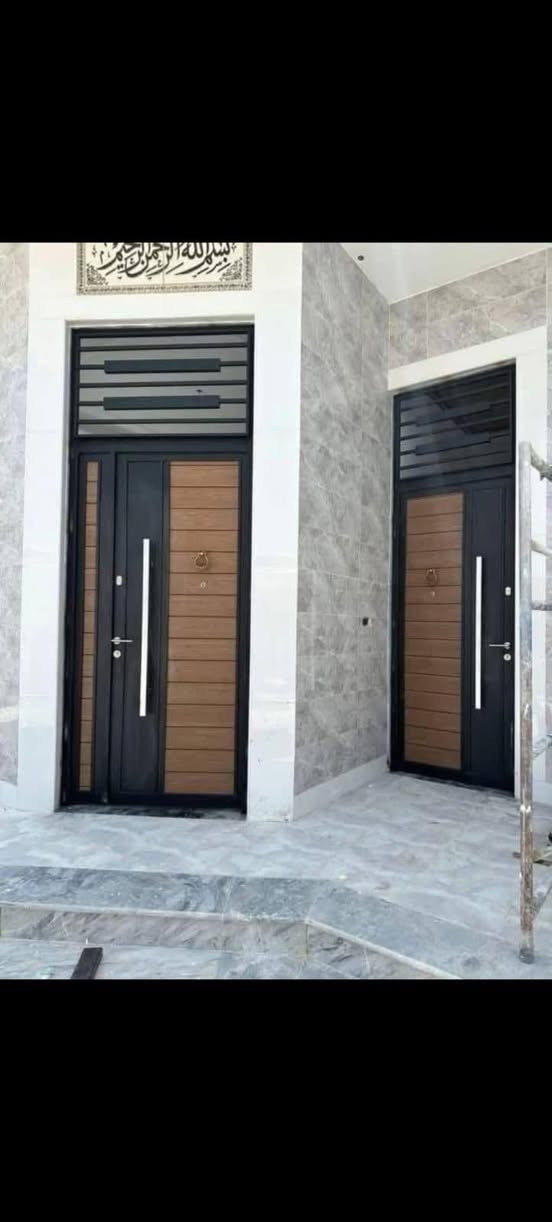 أبواب شبابيك محجرات مضلات كيسبان كرفانات بأحدث التصاميم
بالتقسيط وبأسعار مناسبه الي يحب يجي خاص لو يتصل *********** وتساب
العنوان السماوه الداحره تقاطع ال بوحمد
