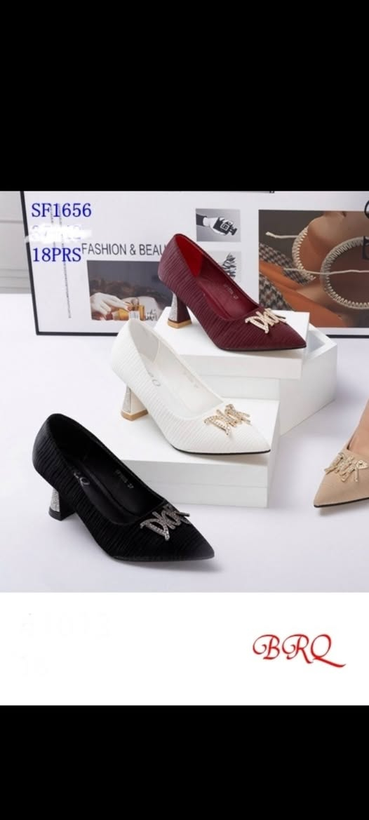 👠💼😍 مرحبا بكم 🥰👜👡
👜👜كماليات سندريلا🥿👠
💼👡أسعارنا مناسبه جدا👜👠
.
. سلام عليكم اعزائي واحبائي 
اليوم وصل انواع أحذية تركي أصلي 
واكو انواع قياسات من 36 الئ 41 
............................
يوجد خدمة توصيل 🚕🚖🛵🎁
الاستفسار خاص او ع هاتف
***********
..............................🇮🇶🇹🇷
عنوان المحل طوز خورماتو 
سوق الكبير في عمارة مختار👠👞👡👟👢🥿🥾
