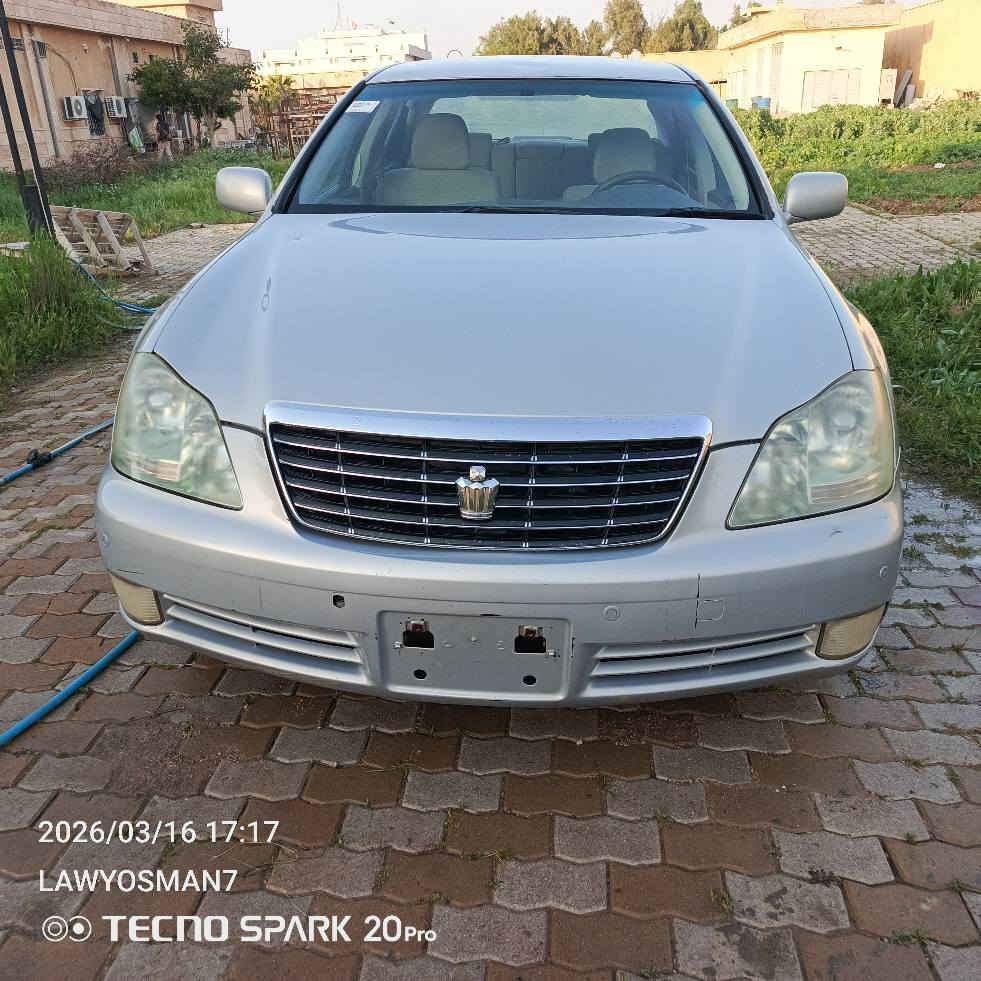 شاهینە.2005.بڕوە

180.بچوک.بەبچوک

گیڕومکینەی بەشەرت

دوکەڵی نیە

تبریدساردوگەرم

سەقفی چالی هەیە.بۆیاخ نیە

کەڤەری بەشەرت

***********

شوین..کەلار. كالار, السليمانية
