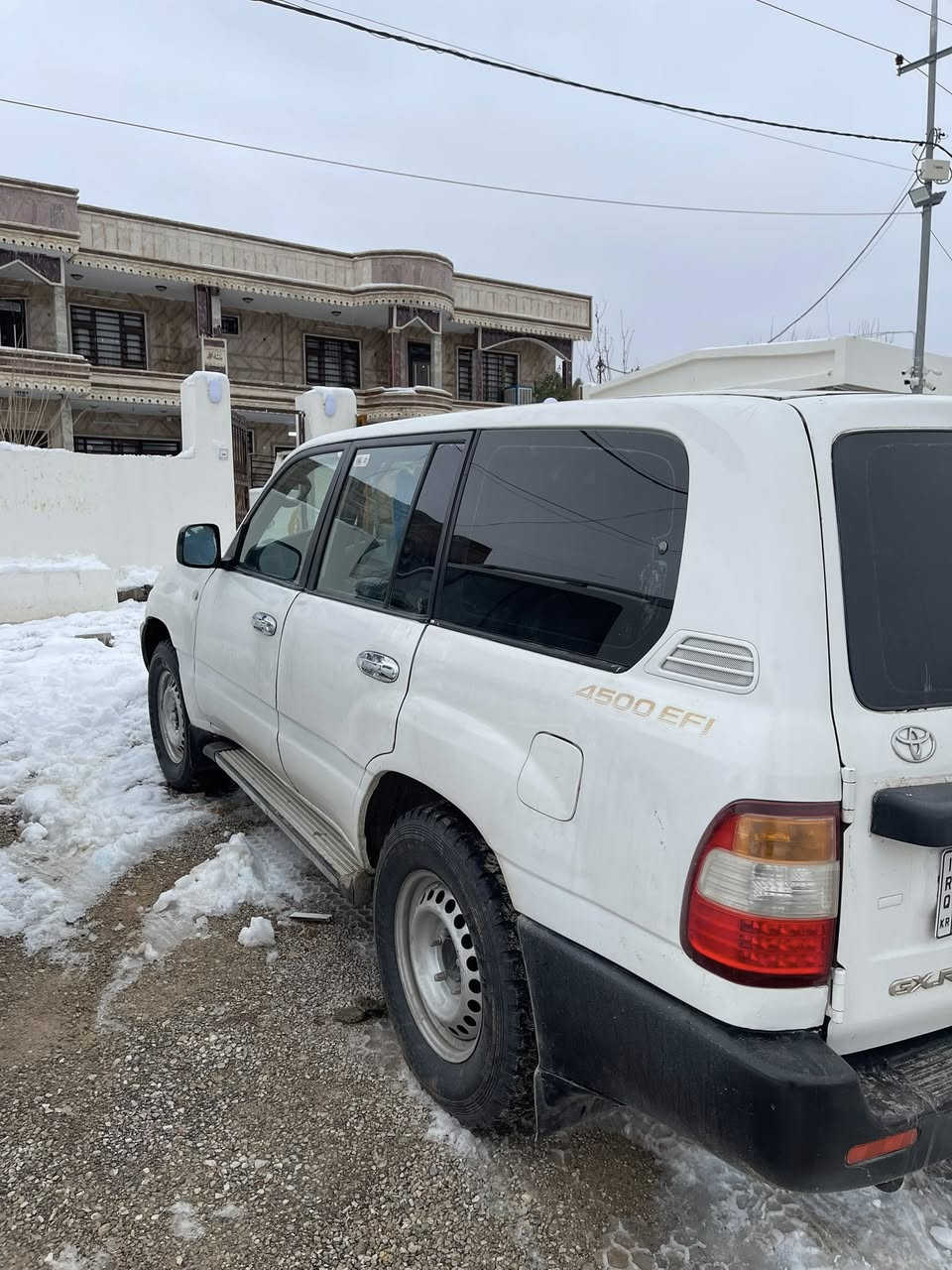 مۆنیکا مۆدێل  ٢٠٠١ نمونە لە جوانی 
مواسەفات تەبرید مەرکەزی سەلاجە  جام کارەبا هۆک  شاشە ئایپاد  ئاوێنە ئۆتۆو. زۆر مواسەفاتی تر سەیارەکە حیزام سبوغە سەقفی کەمەک تەحدیلی هەیە من بە عام ئەی فرۆشم. رەقەمی نوێیە. گێر و مەکینەو دەبڵ ئەکسڵ بە شەرت  تەقەو رەقەو  هەمو. شتی بە شەرت بەناوکردنیش بە شەرت 

نرخ:٩٢ و مەجال 
***********
