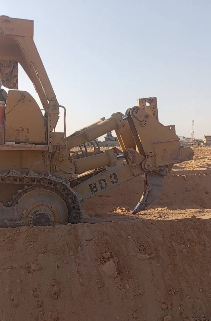 بلدوزر للبيع DT8
موديل 98
سنويه جديده ابسمي
رقم اجنبي
احزام 85بل 100

الاستفسار عل ارقام التاليه وتدلل

*********** كورك

*********** زين
