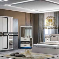 ٥ قطع • ميز تواليت كبير • إنارة مخفية