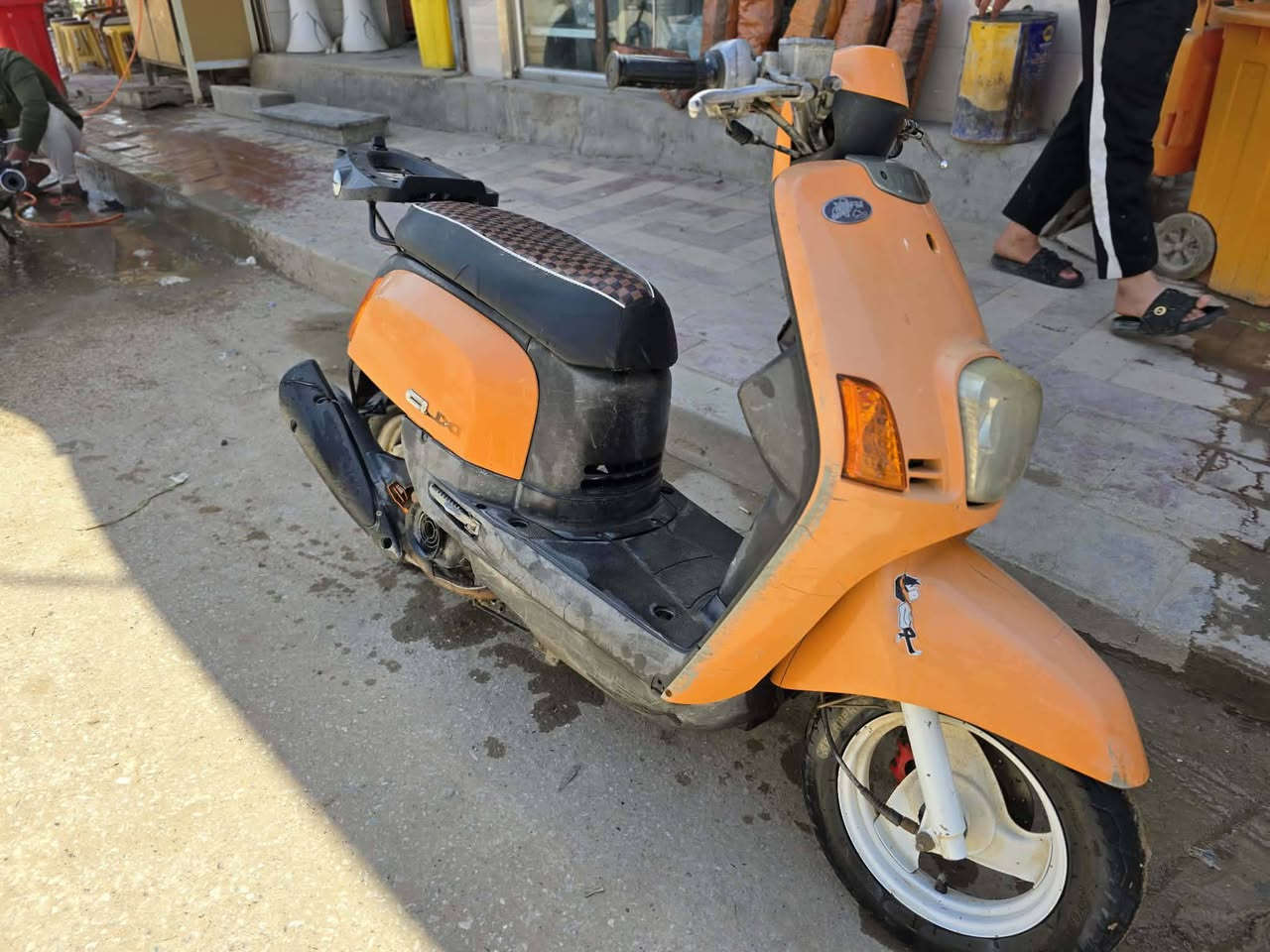 بوليس مكينة ما مفتوحة جاهزة من كل شي سعرها ٦٥٠ وبيها مجال قليل
مكاني ( الحيرة)
***********
