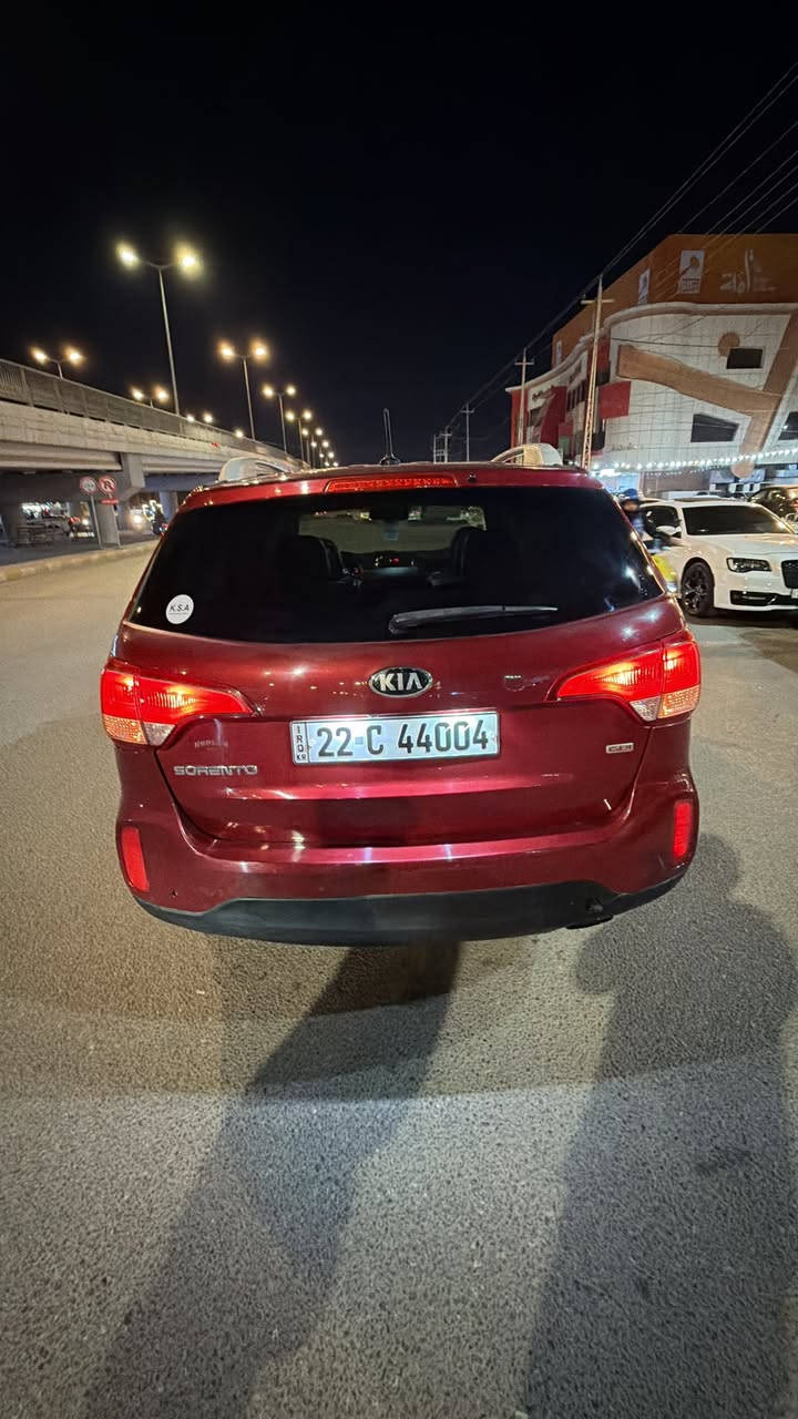 السلام عليكم
كيا سرنتو

موديل 2015

ماشيه 130

قطعه صبغ جوملغ

رقم اربيل تحويل مباشر

تحكمات جهتين

كشنات جلد كهرباء

هيترات كشنات

كامره

بردات ابواب

السعر 155 بيها مجال

*********** زيد الجبوري
