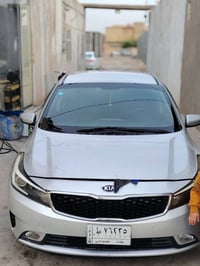 فورتي ١٧ بيهه. اربع قطع خلفي   نص فول حلوه سياره كاعده   كير مكينه مكف...