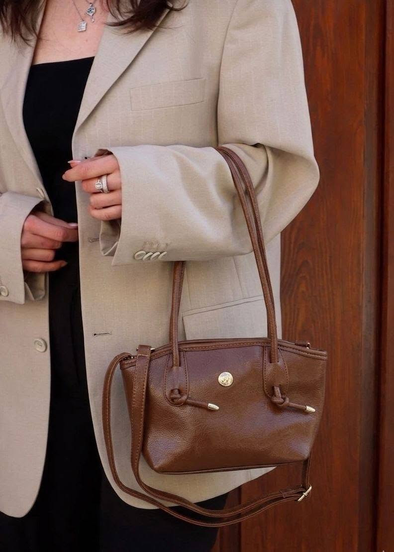 كوالتي 💯
العرض ↔️ 30
الاوتفاع ↕️ 17

https://t.me/lulubagsstyleرابط قناة
متوفر جمله


**إذا كنت صاحب هذا الإعلان وتريد حذفه لأي سبب، رجاءا أرسل رسالة إلى الدعم الفني**