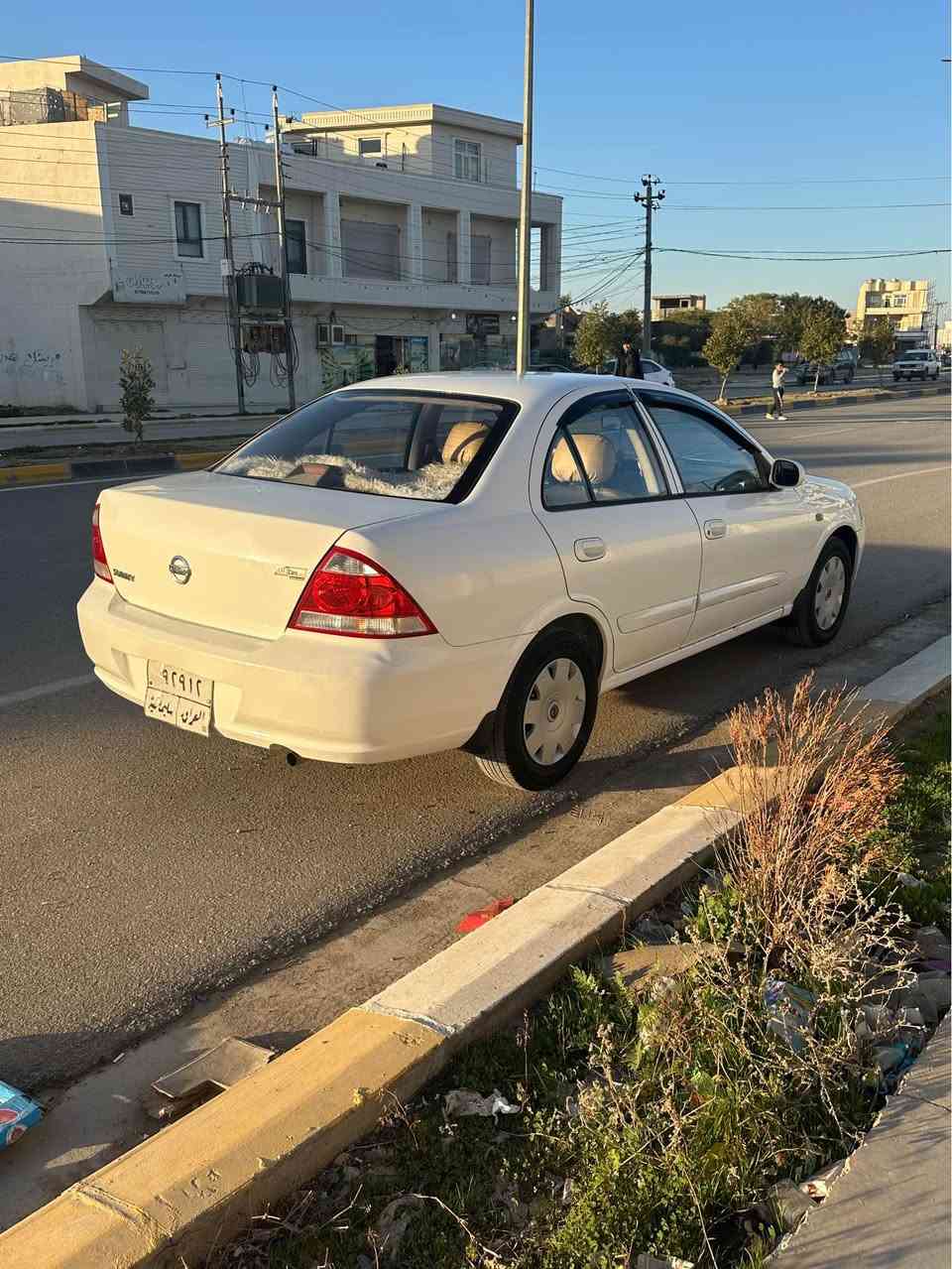 نیسان سنی کوری ٢٠١١سپی بەفری گیرتەرح سەناوی ٢٠٢٨تازەیە چوار تایەی لۆکی لەزیرە بی نوقسانی مەسروفی تیانیە یەک دینار مالی دۆستە سونەریم داناوە 84$گەلاقوفل*********** كالار, السليمانية
