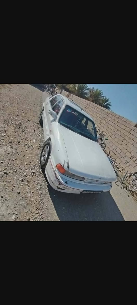 لبيع سياره موديل ١٩٨٩ كير محرك نضيف اوتو سنوي بسمي مكان السيارة ديالي السعدية سعر٢٦ وبهة مجال ***********
