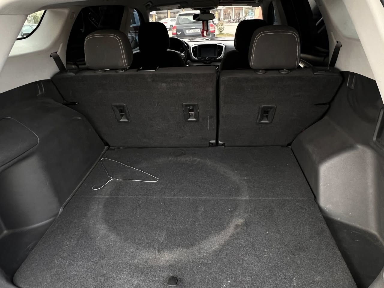 جيمسي تيران مواصفات SLT موديل 2022
مواصفات 
شاشه كار بلي لاسلكي 
الابواب 4 بصمات
محرك 1500تيربو
لايت زينون 
 بصمة تشغيل
رقم كربلاء هزة جديده تحويل مباشر 
*نظيفه  مواصفاته حلوه  
داخل بيجي 
الضرر بنيد فقط بدون دواخل  
*تدفئه كشنات
*كامره خلفيه
*تبريد قطعتين
*شاشه
*تحكمات ستيرن
*ماوس تحكم
*سايد بريك كهربائي
* 4 ويل دفع رباعي
الخ…
السياره جديده وخير من الله كير محرك تبريد اكفلهن حداديه جديده تايرات قبل ٣ ايام مبدلات تخم جدد 

السعر ١٦٣ وبيها مجال بسيط 

عنواني كربلاء

***********
