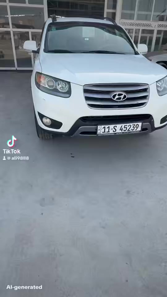 للبيع سنتافيا 2012 خليجي مكينه 6 سلندر ماشيه 199 الف كفاله عامه من صبغ والتبديل والضربه السعر 165 وبيه مجال ***********
