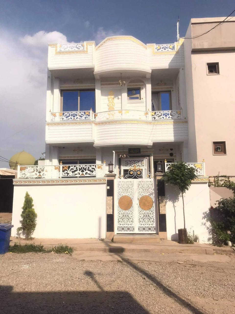 صباغ في اربيل ***********
*********** أربيل, العراق
