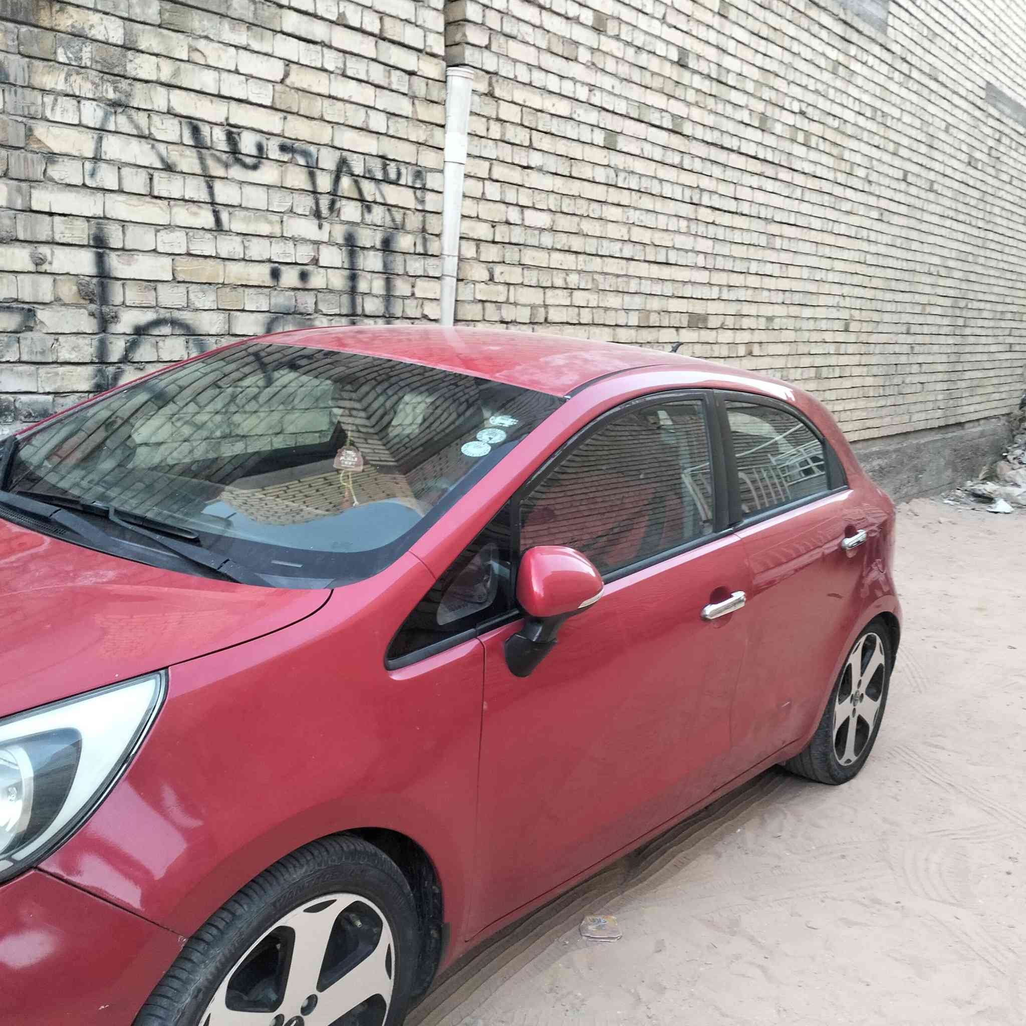 كيه ريو 13هاج بات خليجي الباب مثل ماموضح بل صوره بابين عله البارد رقم اربيل تبريد شغل السياره خير من الله السعر 83 وبيه مجال تفسير زايد عله هاذه ***********
