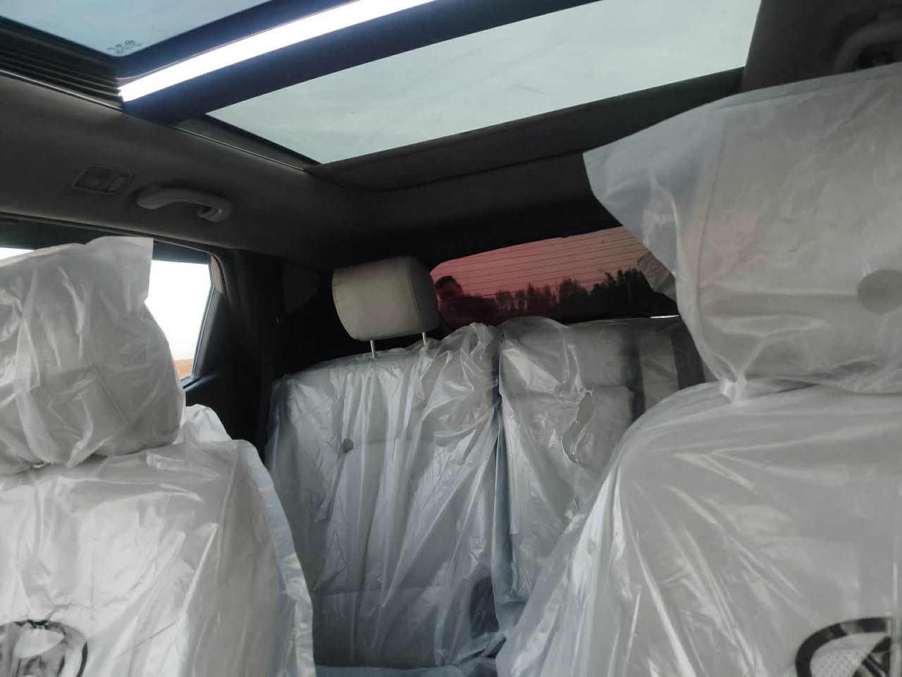 تحيه طيبه
هونداي سنتافي 2014 
فول مواصفات وارد كندي 
7راكب 
بنوراما
3قطع تبريد 
كشن جلد خزن ميموري 
بصمه بدون تبديل صبغ قطع اثر جراد صبغ وكلير 5 قطع
السعر 128وبيه مجال 
***********
