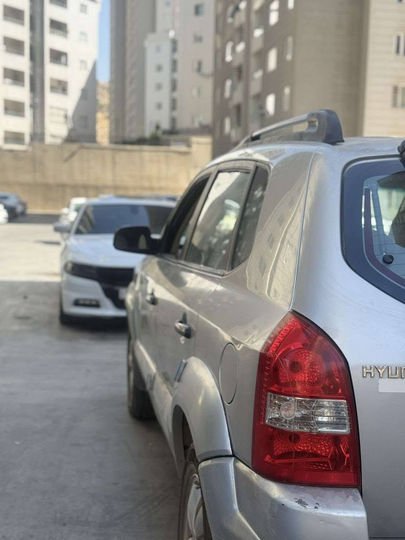 هوندا تكسون موديل 2009 رقم جديد سنه ي 8 هه يفه سه رفه جوي 70 هزار غرامه يل سه ر ساره يا لسه ر نا في من مه كينه يا ڤه كريه گير بشه رت  سبغ ده رگه هي سايقي يه  بني ده رگه هي يي گرتي و دوسه، بولند و بان كه حلي،سه رئ جه مبه لوغي تعديله شاصي عنجكه ك يا ڤيكه فتي مه نه جيكريه ، سعر 106 وه ره قه و مه جال ، رقم تله فون ***********☎️ دهوك, العراق
