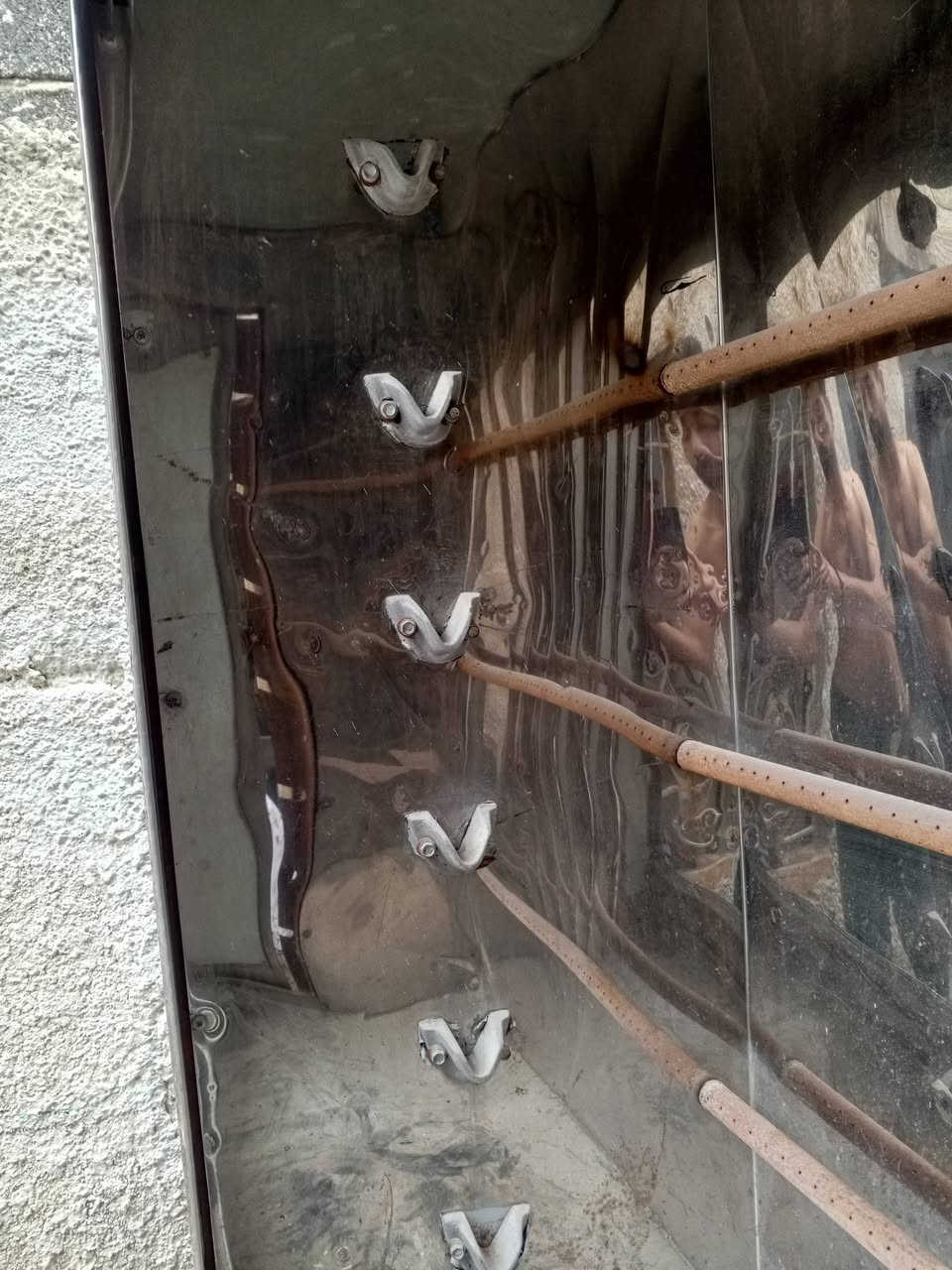 السلام عليكم
شوايه دجاج جديده غير مستخدمه 

السعر 200
 مكاني بغداد ***********
