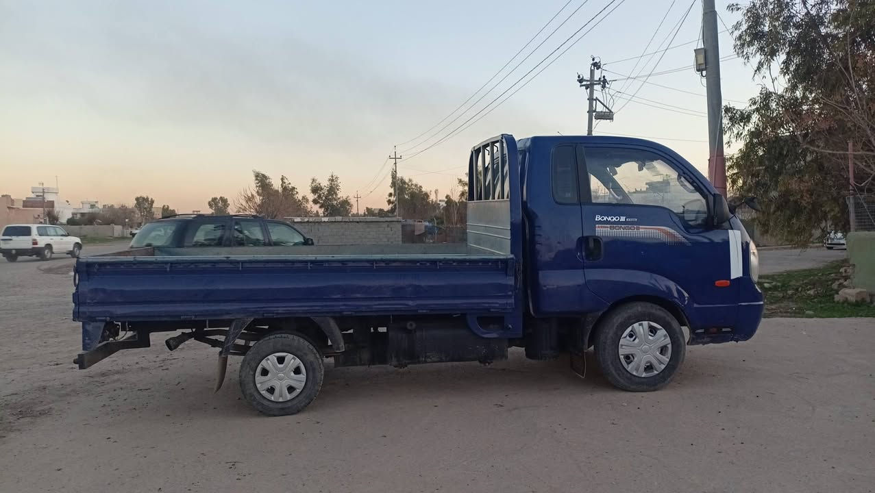 کیامودیل 2008دوبە ی بڕاوە مە کینە سێ هه زار مە کینە ڕە ش بێ ده عم  بێ لێدراو بە شە رتی گێر مە کینە ئە کسل تایە لوک ناوە بۆدی  سعر
52 گە ڵاو مە جال 
شوێن چم چماڵ 
ژم 
***********
***********
