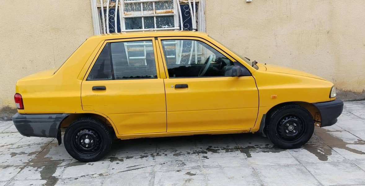 سلام عليكم
سايبه موديل 2020
رقمه قادسيه محرك وكير وحداديه تايرات كهربايات 
بيه بارد بل جاملق  والبقيه كفاله سياره المكان سياره الديوانية سعر ب55... 
.. ***********
