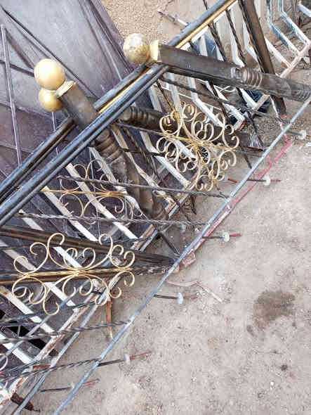 #للبيع محجر 11متر حديد ثقيل ونظيف   نقشه    @ مكاني  بغداد الغزاليه  ويوجد توصيل    ***********
***********
***********
