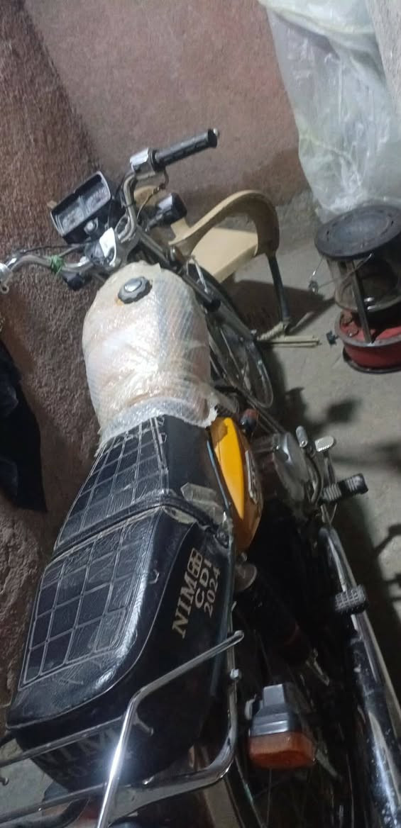 سلام عليكم نامه امتياز لبيع 2024 جديده بمعنه الكلامه حته ما طالع بيه من الشغل لبيت بعده بل جيس السعر خاص اوراق مكاني حله طمازيه شلعه وفصله خير من الله رقمي‏‪***********‬‏
