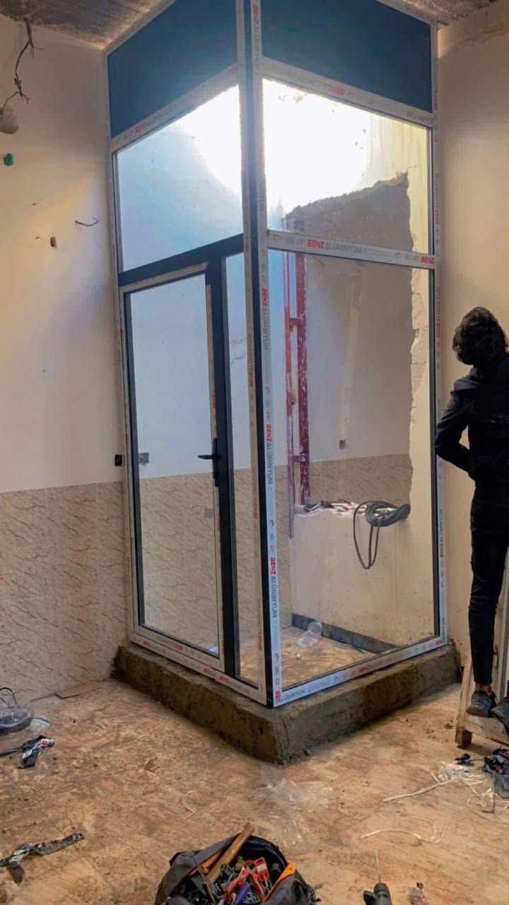 جزء بسيط من اعمالي بيبان شبابيك محجرات شغل درجه اولى وبي ضمان للأستفسار راسل او اتصل ***********
