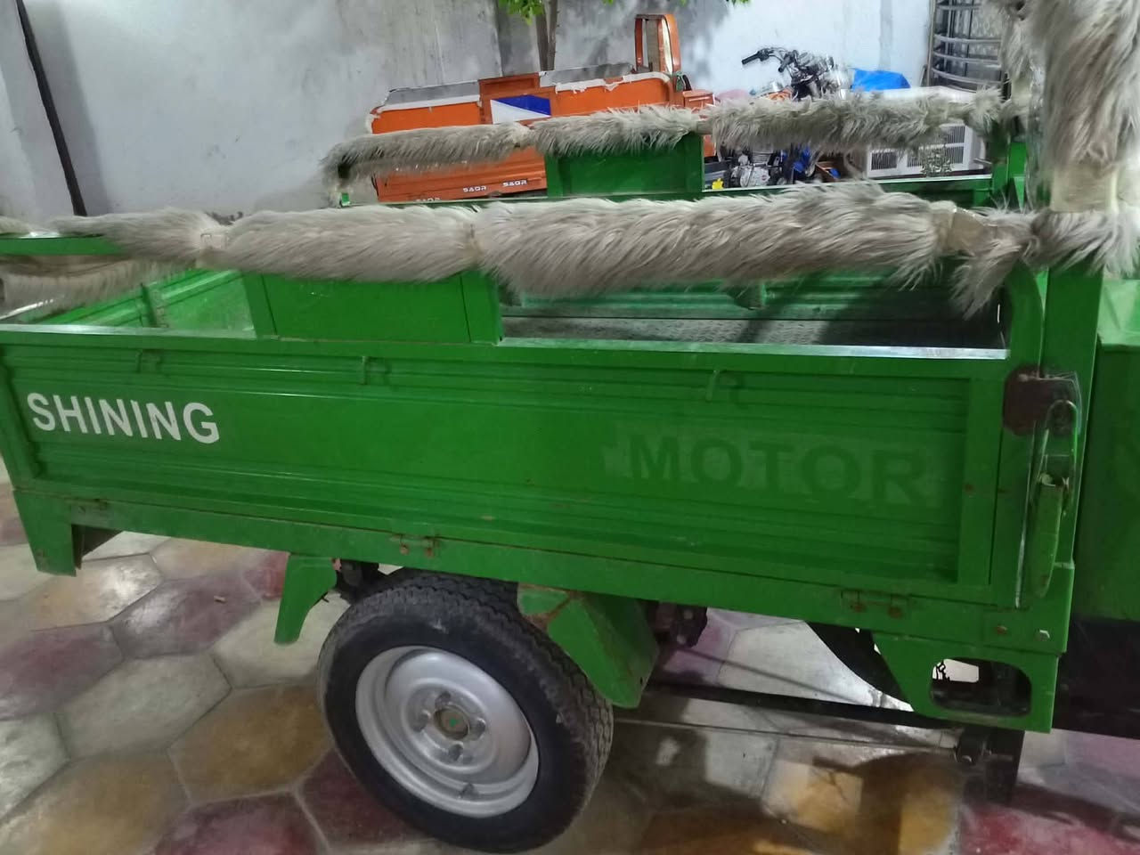 سلام عليكم ستوته البيع موديل 22  ركبه وشاصي كفاله وراق اصولي تايرات جدد مكاني كربلاء طوريج 
السعر 2100 وبيه مجال


**إذا كنت صاحب هذا الإعلان وتريد حذفه لأي سبب، رجاءا أرسل رسالة إلى الدعم الفني**