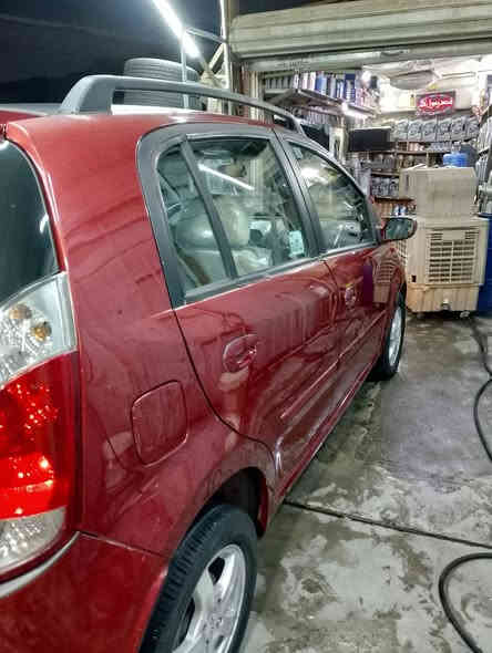 السلام عليكم 
للبيع شيري 2013 A1 
نضيفه بعدهه بحاله الوكاله بيهه بس بنيد مصبوغ لان جارد هواي 
باقي السياره كفاله محرك وكير مكفولات السياره على ايده من الوكاله لهسه 
تخم تاير جديد باتري جديد السياره نضيفه كلش وبلخير على الي ياخذهه 
السعر 40 وبيهه مجال 
***********
