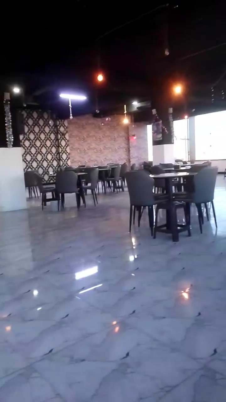 كوفي شرقيه مدخل الاوله
متوفر 
مشروبات بارده / مشروبات حاره سعر500
نراكيل 
علك  3000
ليمون3000
انكليزي3000
انكليزي4000VIB
تفاحتين3000
دومينه
ورق 
طاولي


**إذا كنت صاحب هذا الإعلان وتريد حذفه لأي سبب، رجاءا أرسل رسالة إلى الدعم الفني**