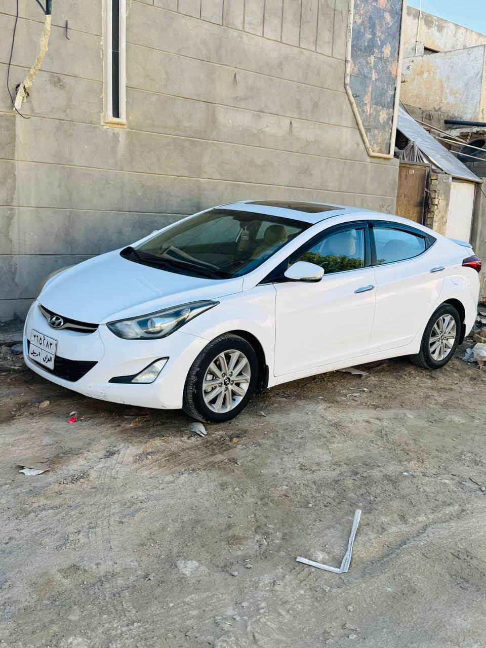 سلام عليكم  النتره البيع مديل ٢٠١٦ مكينه ١٨٠٠ ماشيه ١٢٦ سياره نضيفه كلش  مابيه ضربه ولا قطرت صبغ تفحص وين ما يعجبك سياره فول من عده البصمه  تحكم ستيرن جهتين مري شفط فتحه بلقمره  سياره خير من الله تجي وشوفه ما متعوبه سنويته صاقطه مكاني ديوانيه  ***********
