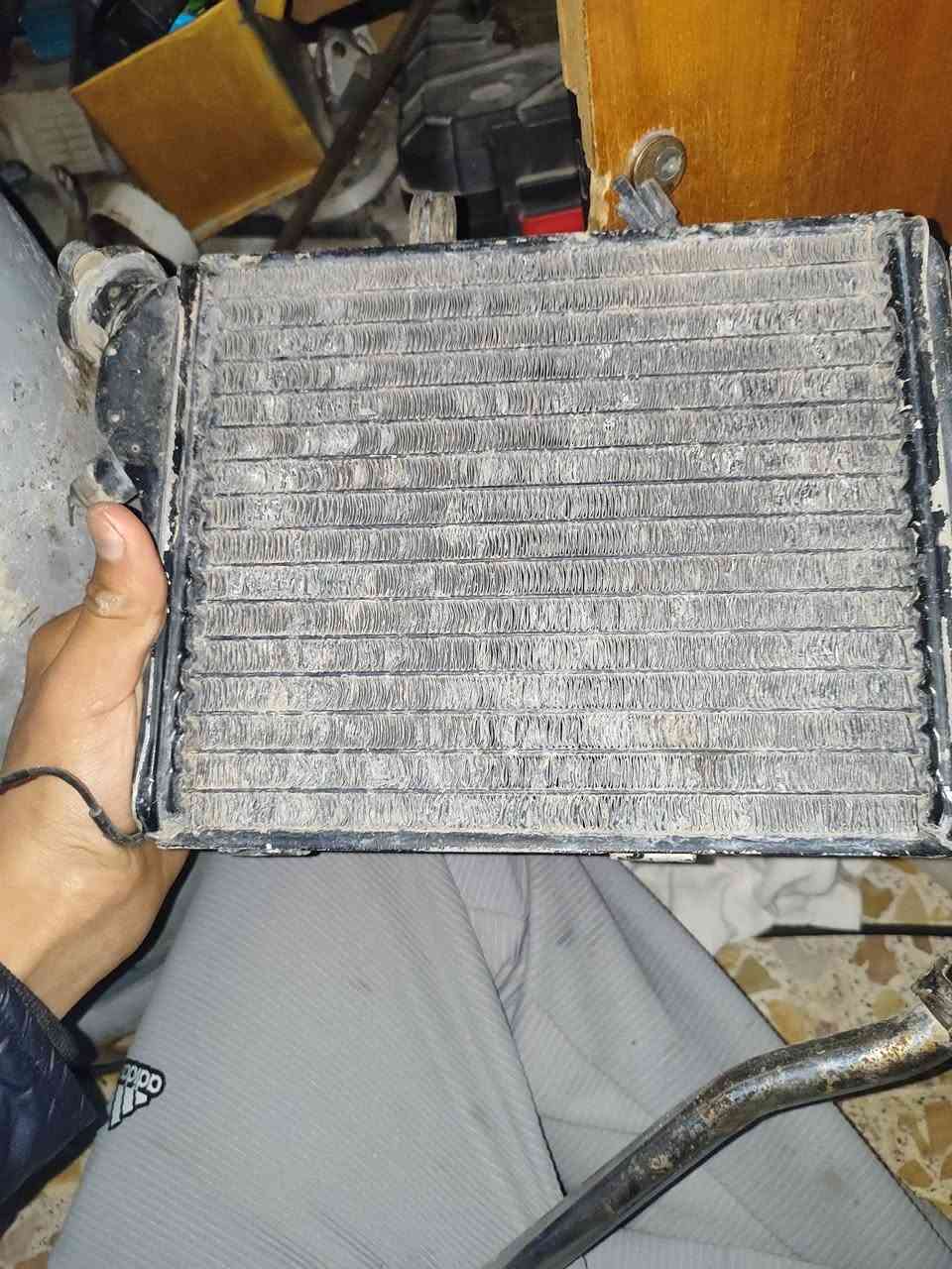 عقل و راديتر بطح كرستال ربع 250نضيف و يشتغل مال تفصيخ للبيع سعر قيم و اخذ خاص مفتوح و هاذ رقمي *********** و بي واتساب
