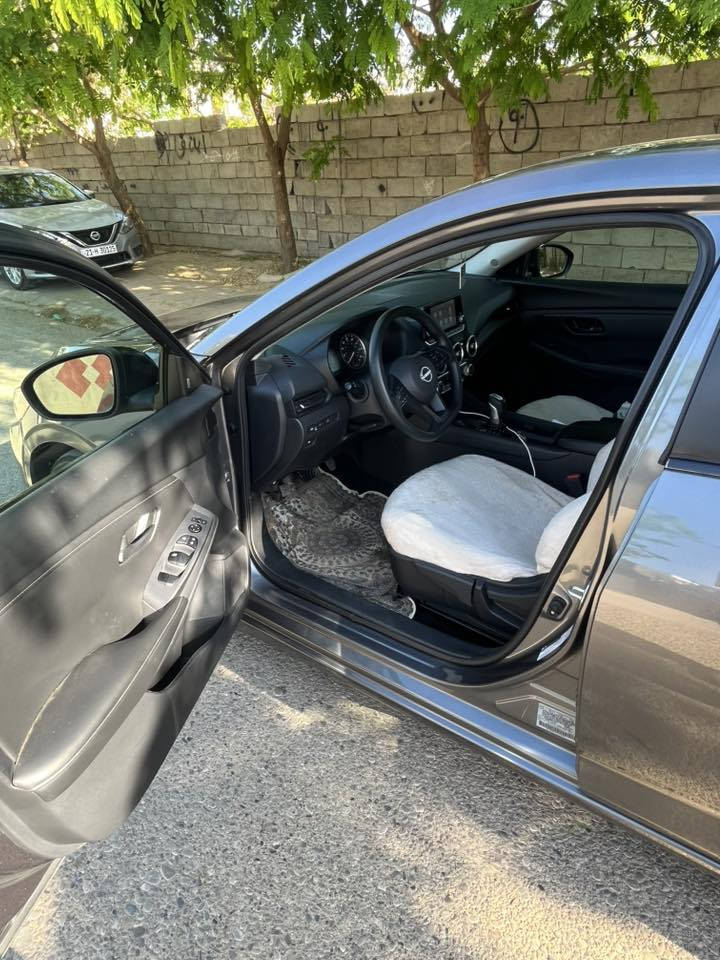 Nissan Sentra 2025 S
نيسان سينترا 2025 s
محرك 20 
30 الف كيلو متر  ماشية  
بصمة و رادار 360 درجة شاشة كار بلي
حدثها كلش خفيف بس البنيد صبغ 
جاملغ سكن بيها شبر تعديل بارد
بدون دواخل بدون ارباك 
ملاحظة/ اكو رصعات ب سقف 
صورة الحادث موجود 
سيارة رقم اربيل بسمي تحويل  ثاني يوم 
سعرها 138 مجال بسيط 
0772 720 9696
