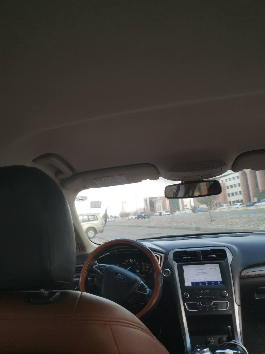 فۆرد فیوژن 2020
مواسفات se
مەکینە 1.5 مەرغوب
یەک بست سبوخ
فول بەس سلایت نیە
بێ داخیل  داخیل قیاسیە
هیچ ایرباگێک نەقیەوە 
رقم هەولێر 
دینارێک،مصرووف نیە
گێرە مەکینە کاربای 
هەموو گیان بەشەرت
(***********) مخمور, أربيل
