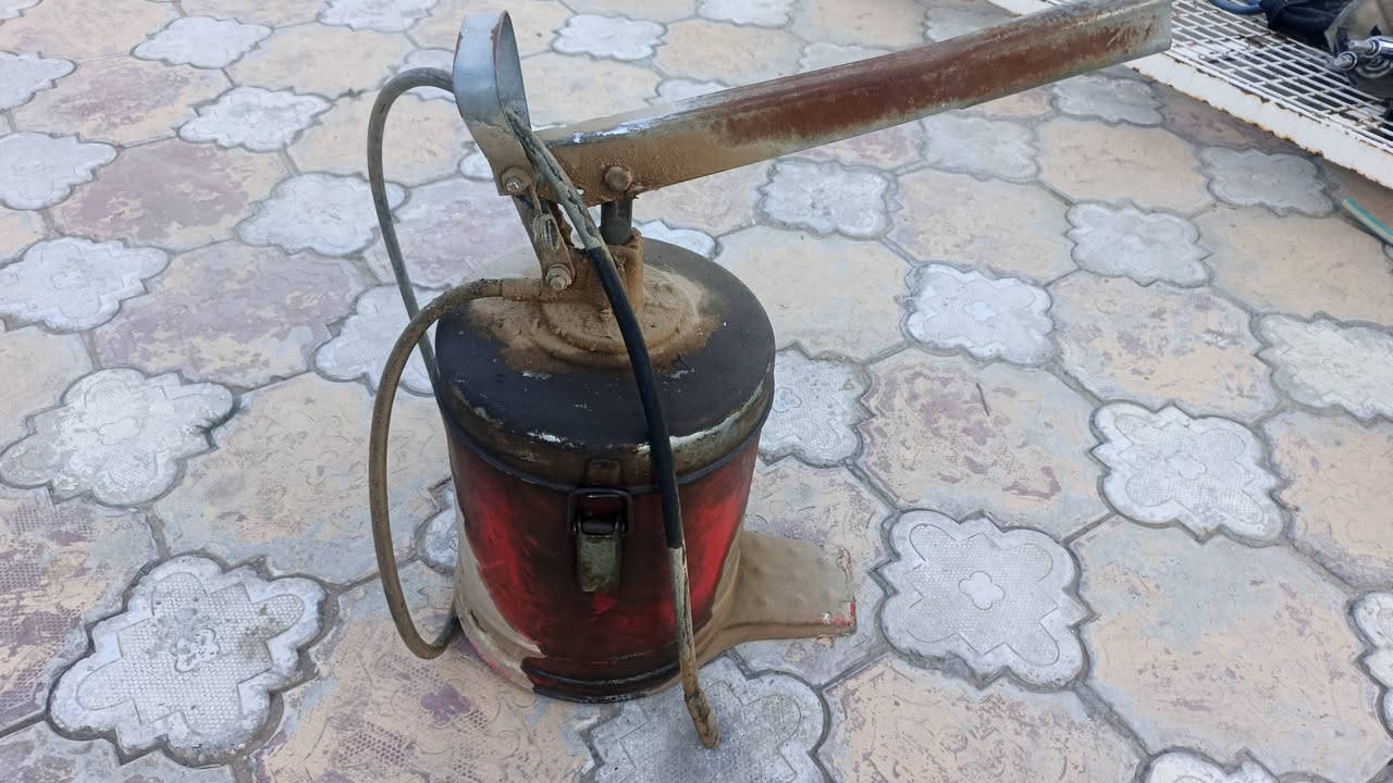 پم كريس شغال السعر ١٠٠ الف 
***********
