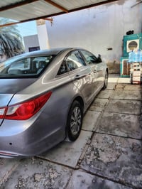 سوناتا • ٢٠١٣ • مكينه ٢٤٠٠