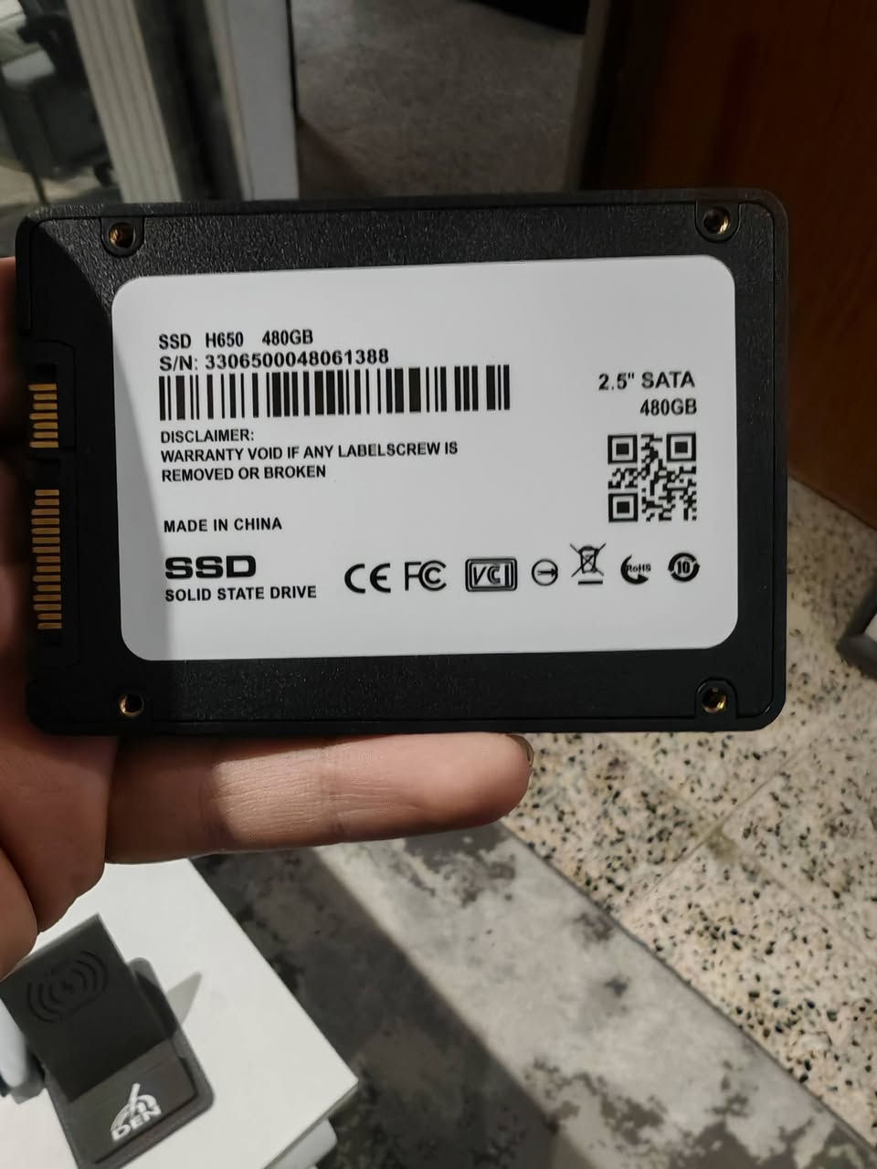 متوفر هاردات m.2 و ssd جديد كله مفحوص وشغال وضمان حجم وسرعة 

هارد m.2 lexar حجم 4 تيرة جيل 4 سرعة 7400 جديد مفحوص ب480 الف 
هارد ssd  حجم 480 كيكا مفحوص بسعر 35 الف 
هارد ssd xray بحجم 256 مفحوص وجديد بسعر 25 الف

موقع بغداد البنوك توصيل ماعندي رقم تواصل 
***********
