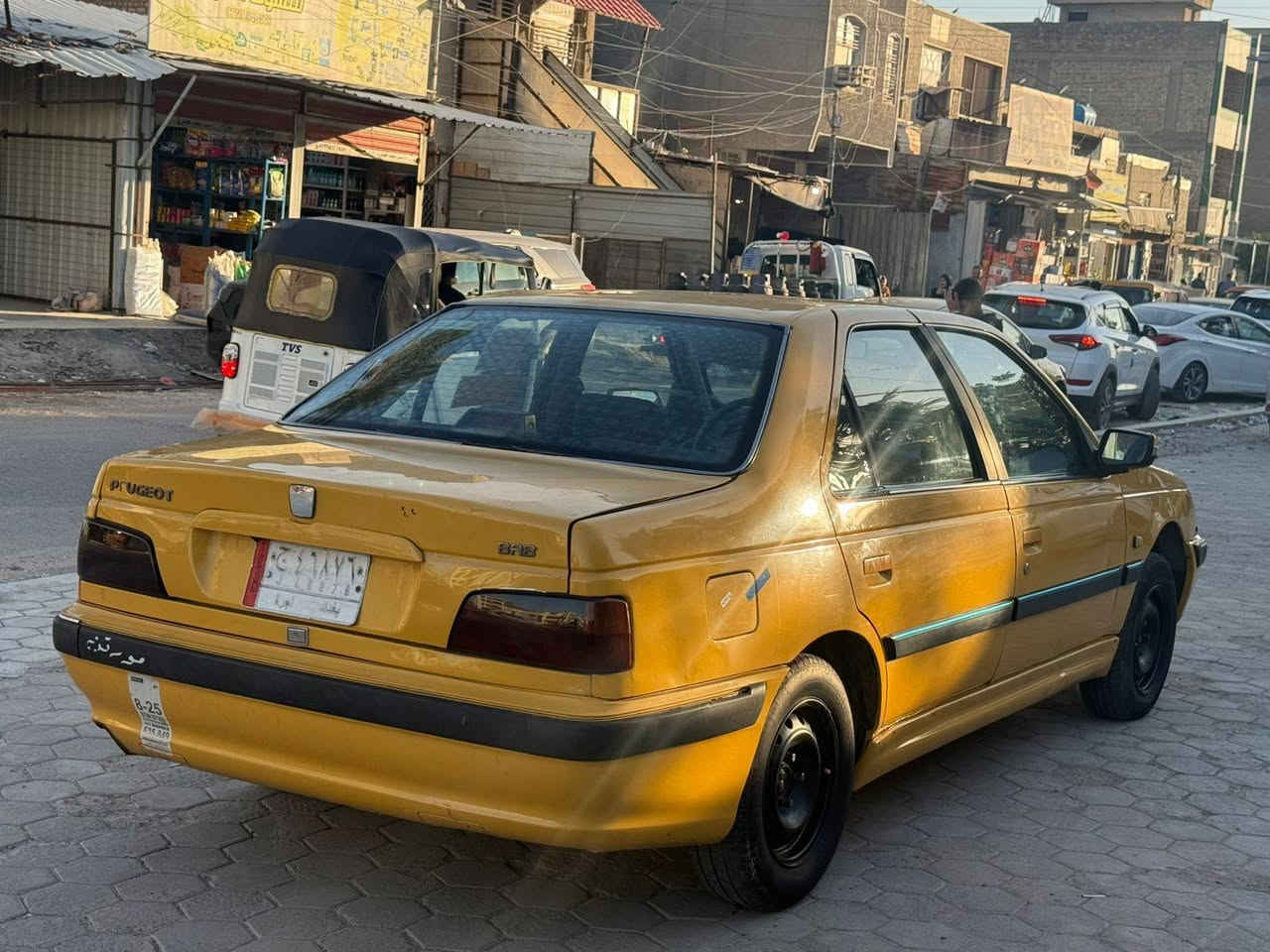 بيجو بارص 2015
بيهة بنيد تبديل وجاملغ خلفي صبغ 
السياره حلوه وجاهزه 
تبريد ثلج
بيهة خيط بخار
تخم تاير صدر جديد 
رقم بغداد مشروع وطني تحويل ثاني يوم 
عنوان بغداد شارع فلسطين 
معروضه 35
***********
