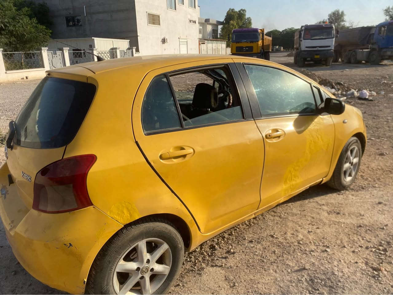 سلامو علیک  یارس مودیل ٢٠٠٧   
سەنەوی حاسیبەیە  مکینەو گیری بێ عەیبە تەبریدی ساردوو گەرمی ئیش دەکات ٤ تایەی تازەی لە ژیرایا  مالی کەسابەتە 
٣٤ گەلاو تۆزیک مەعمەلە  شوین کەلار 
رەقەم موبایل *********** كالار, السليمانية
