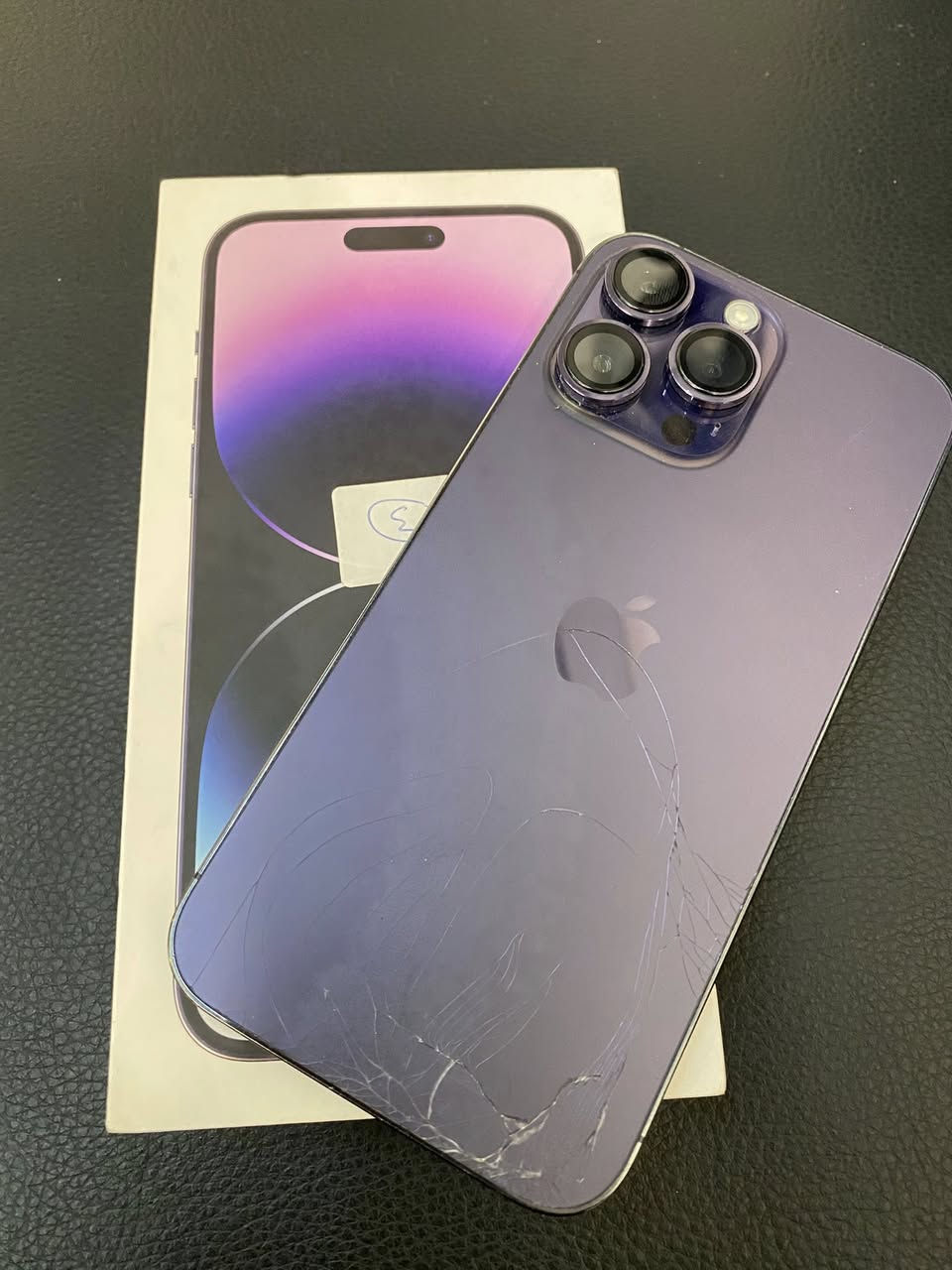 14 برو ماكس
شرق اوسط 

بطاريه ٨٤ 

جهاز الضهر مكسور 

مكاني بغداد العبيدي 

السعر ٧٠٠ 

للاتصال ***********
