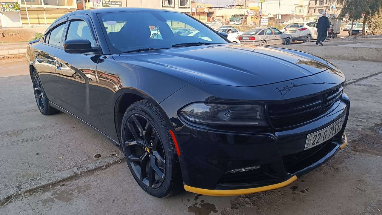 جارجر 22 SXT
ماشيه 43500 ميل
مواصفات الجارجر معروفه
طخم تاير جديد ويل 19
السيارة نضيفه كلش وصور الضرر بالمنشور 
مكان السيارة بالموصل السعر 210 مجال بسيط للاستفسار 
***********
