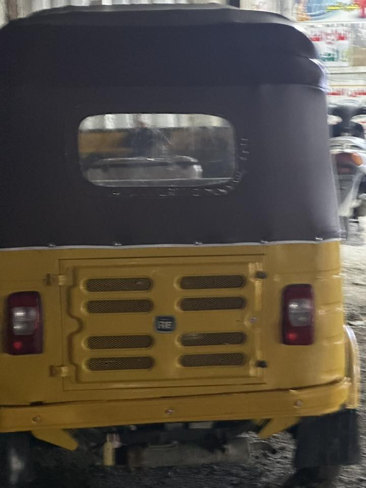 السلام عليكم تكتك للبيع موديل 2019 شهر 11 معمر دوس ومصبوغه جماليه مكينه كفلك تنقيص تبخير وكير هم كذالك تكتك خير  من الله بوجهك الشارع تخم تاير جديد سعر 6ونص متواجد فيس فقط


**إذا كنت صاحب هذا الإعلان وتريد حذفه لأي سبب، رجاءا أرسل رسالة إلى الدعم الفني**